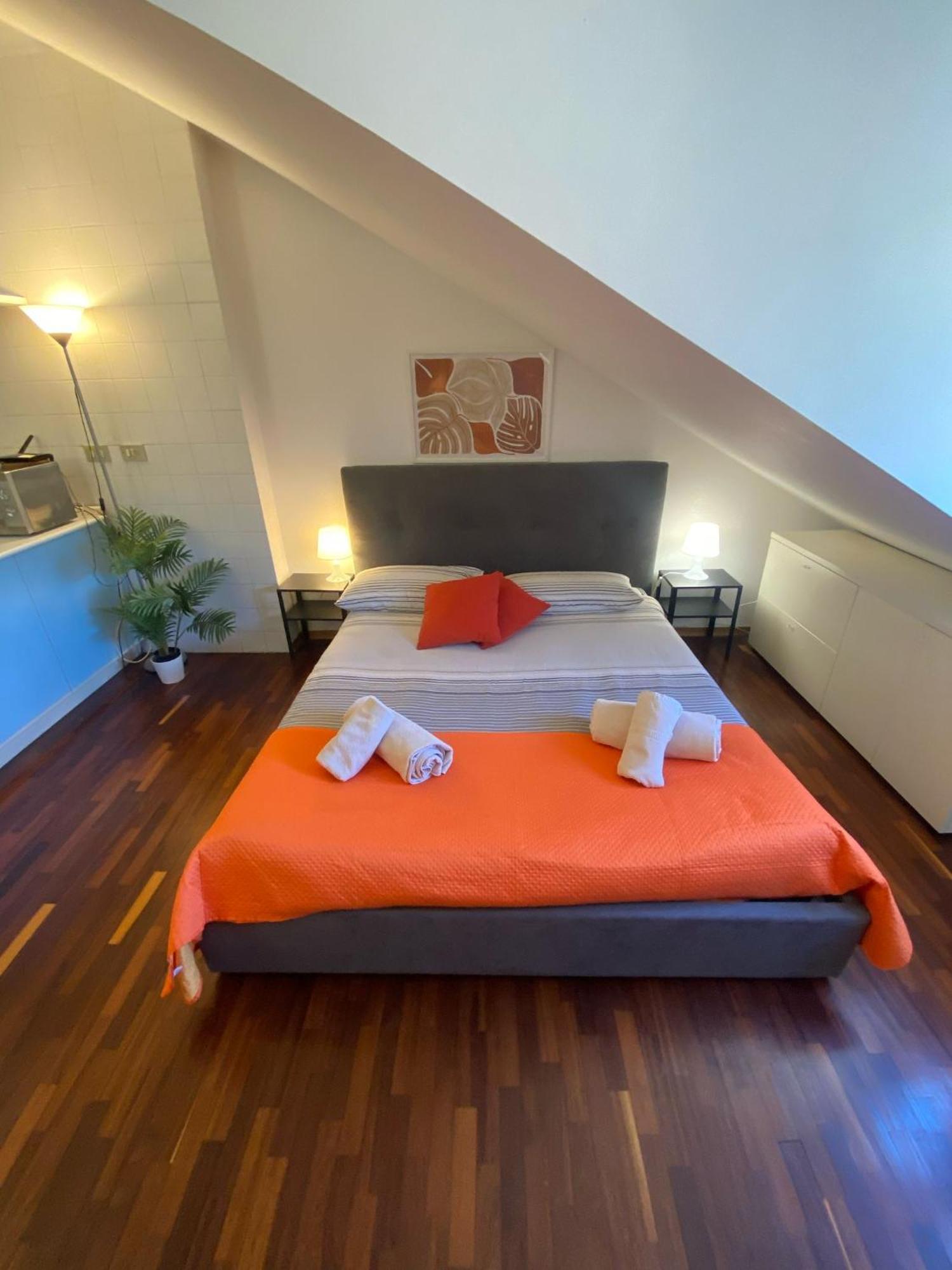 Casa Mirtillo Turin Exteriör bild